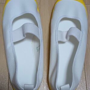 バレーシューズ 白と黄色 21cm 室内履き 上履き
