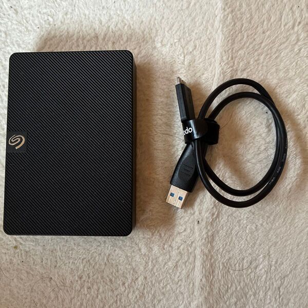 Seagate Expansion ポータブル 2.5インチ 5TB 外付 ハードディスク HDD STKM5000400 中古品