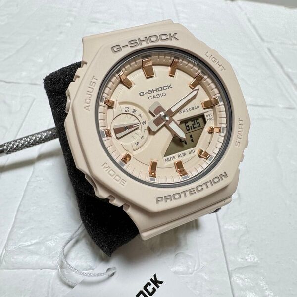 新品 カシオ CASIO G-SHOCK 腕時計 GMA-S2100-4A