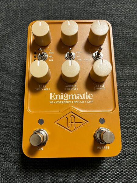 【美品】Universal Audio(UAFX) Enigmatic '82 Overdrive Special Amp