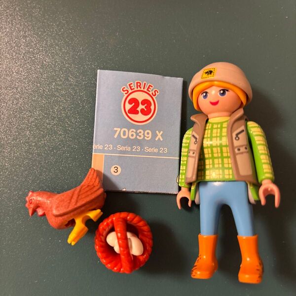 プレイモービル figures シリーズ 鶏の卵を集める女性 playmobil yoru
