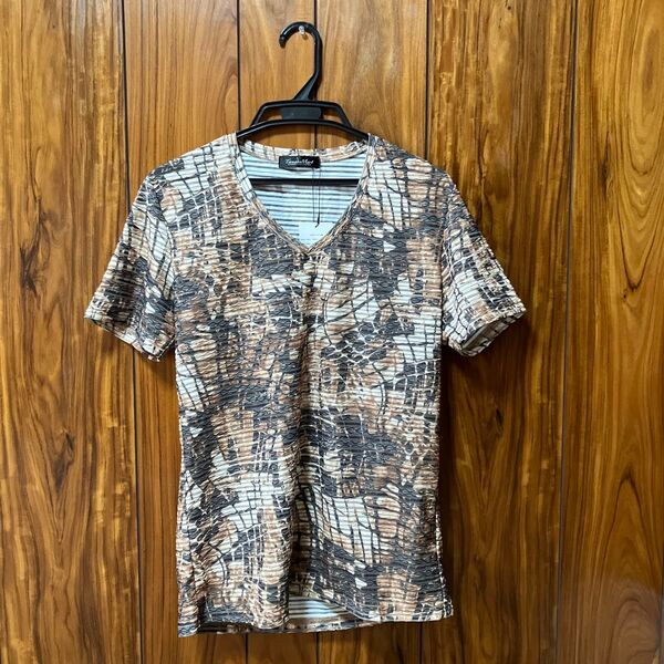 TORNADO MART Tシャツ Lサイズ 半袖 Vネック