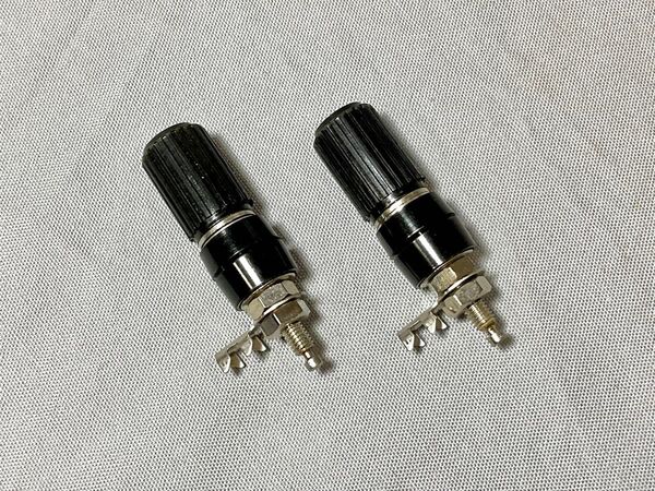 レトロ ジョンソン・ターミナル サトーパーツ T-3830 250V30A 黒2個セット(ハンダ跡有り)スピーカーターミナル