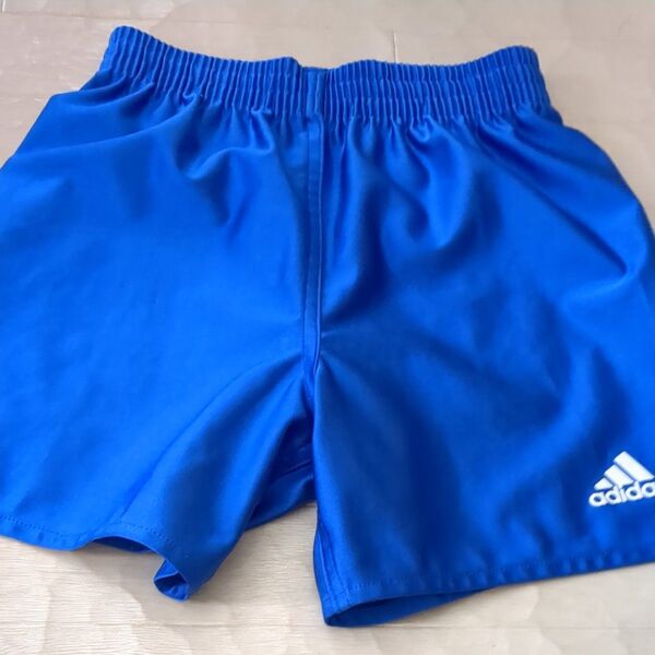 adidas ショートパンツ 140cm 青 男の子 短パン