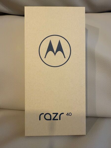【新品未開封】motorola razr 40 SIMフリー セージグリーン