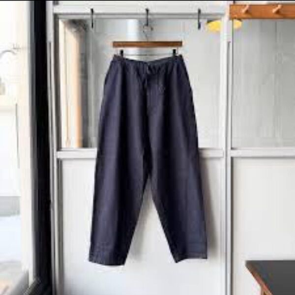 25SS COMOLI ネイビーデニム テーパードパンツ コモリ サイズ3