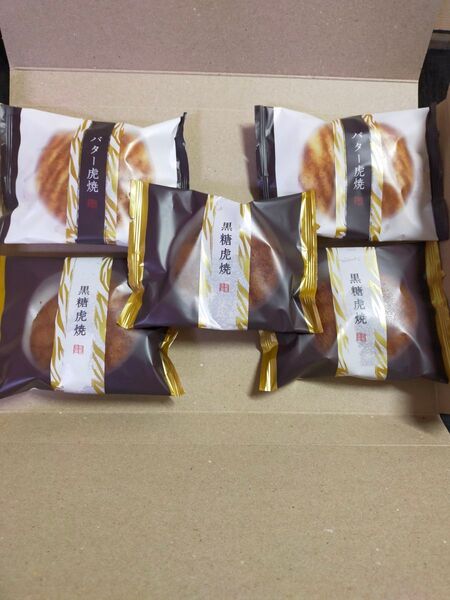 亀屋万年堂 黒糖虎焼3個 バター虎焼 2個セット どら焼き 粒あん バター