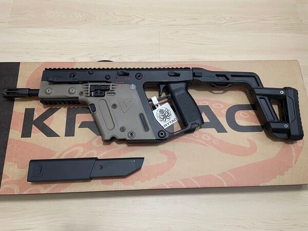 「美品」KRYTAC KRISS VECTOR クリスベクター AEG 電動ガン