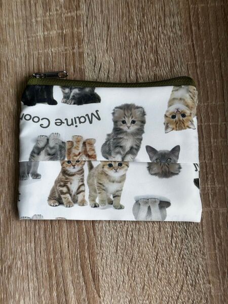 猫柄 ポケットティッシュポーチ ホワイト ハンドメイド ニャンポーチ
