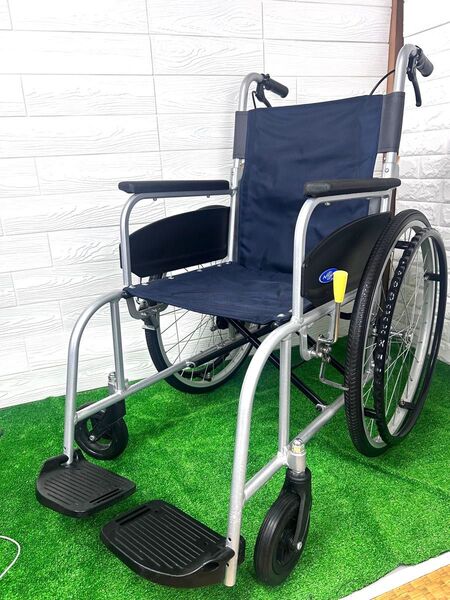 美品 nissn NEOαシリーズ ノーパンク 車椅子