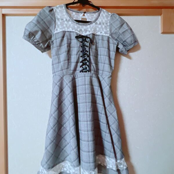 【美品】 axes femme POETIQUE チェック レース ワンピ ワンピース 半袖 春夏 レース 刺繍 ひざ丈 ドレス