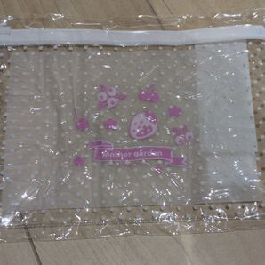 mothergarden いちご柄クリアポーチ