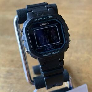 カシオ CASIO スタンダード デジタルクオーツ 腕時計 LA-20WH-1B 液晶