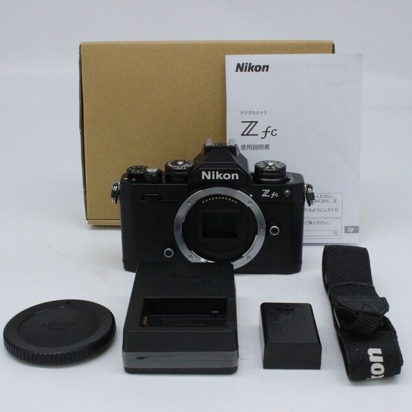 ■極上品■ Nikonミラーレス一眼 Z fc ボディ ブラック