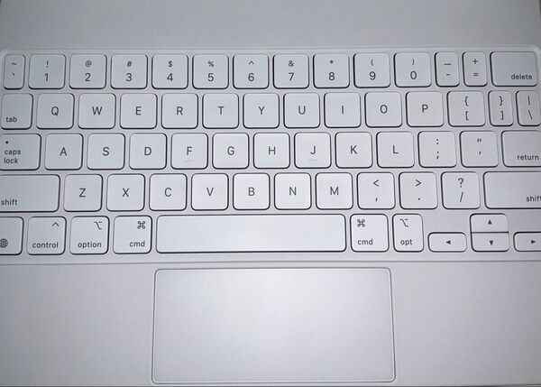 Apple Magic Keyboard 11インチ用 US配列 ホワイト 本体のみ