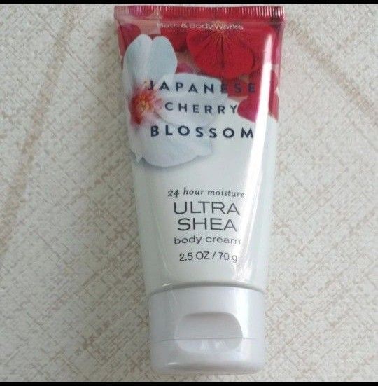 新品未使用 Bath & Body Works バスアンドボディワークス ハンド クリーム