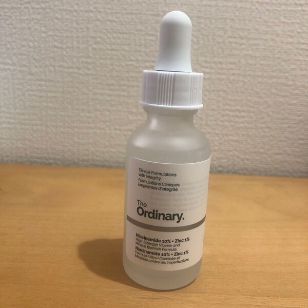 The Ordinary. ナイアシンアミド10% + 亜鉛1% 美容液 皮脂 n10+z1フェイスセラム 30ml