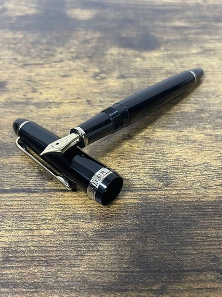 新品未使用 ホワイトゴールド 21k 字幅F セーラー 万年筆 SAILOR