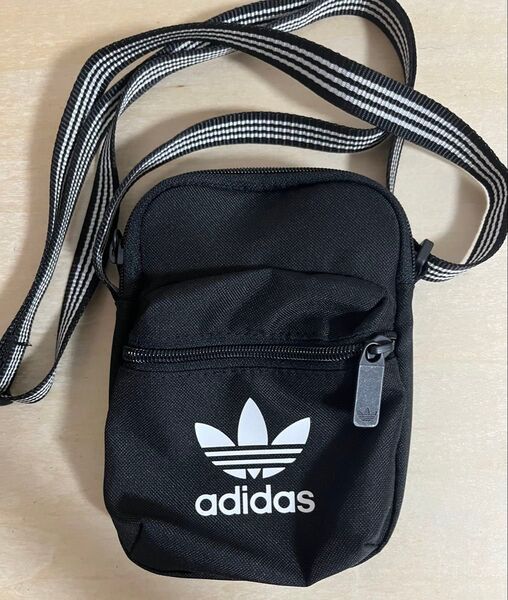 アディカラー クラシックスフェスティバルバッグ adidas Originals