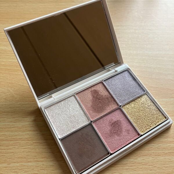 RMK プリズマティックラスター アイシャドウパレット 01