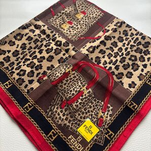 フェンディ FENDI ハンカチ スカーフ ひざかけ ヒョウ柄 バッグ柄