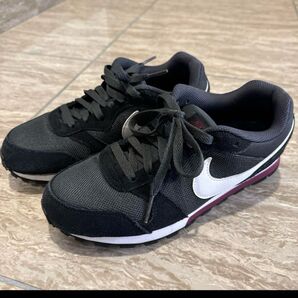 NIKE 23.5cm MD runner ランナーナイキスニーカー、保冷バッグ