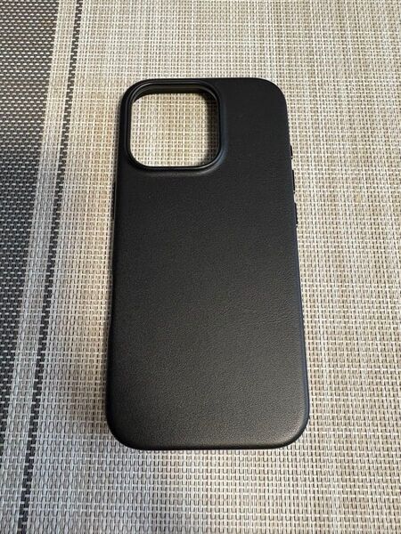 elago iPhone16 Pro レザーケース ブラック