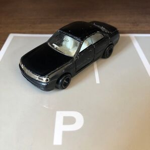 トミカ tomica 2000 tomy s=1/63 No.32 NISSAN ニッサン 日産 GLORIA グロリア 絶版