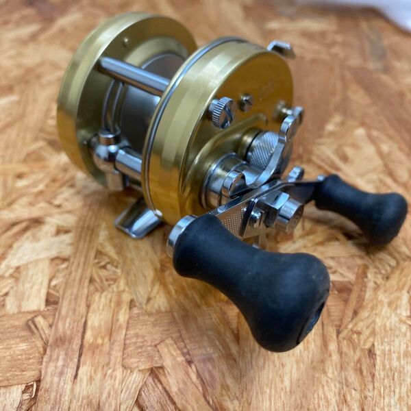 アンバサダー Ambassadeur 4500C 左巻き