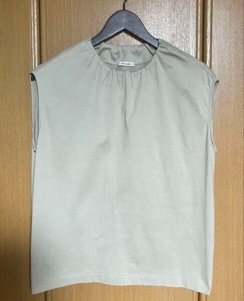 LE GLAZIK ル グラジック ベージュ ノースリーブ カットソー フレンチ