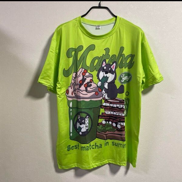 蛍光グリーン 抹茶デザイン ドッグ メンズTシャツ 犬