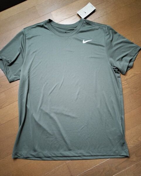 限定セール/新品ナイキドライフィット NIKE 半袖Tシャツ クルーネック2XLオリーブ