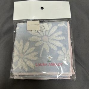 LAURA ASHLEY 花柄タオルハンカチ