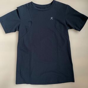 Tシャツ ブラック シンプル ワンポイント ロゴ