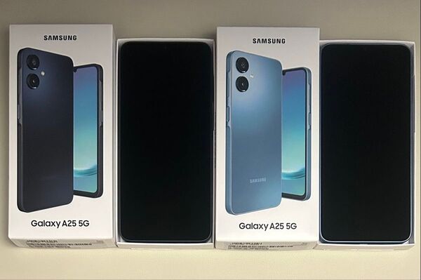 Galaxy A25 5G SCG33 6.7インチ メモリー4GB ストレージ64GB ブルー ブラック 2台セット