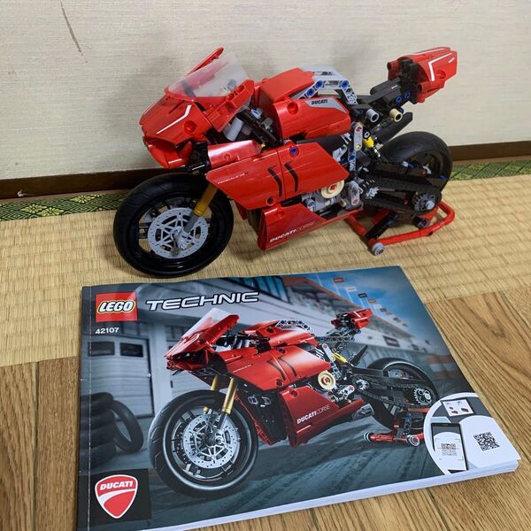 LEGO レゴ テクニック TECHNIC ドゥカティ パニガーレ V4R 42107 現状品