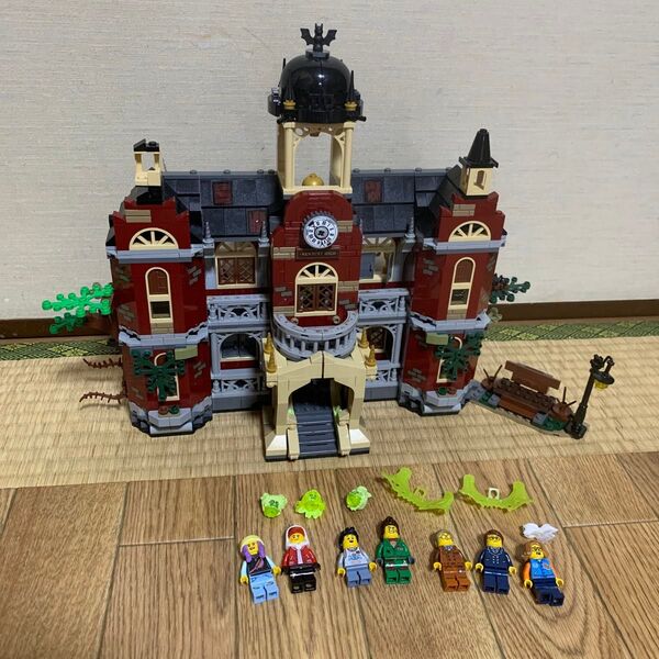 LEGO レゴ ゴーストに取りつかれたニューベリー高校 70425 現状品