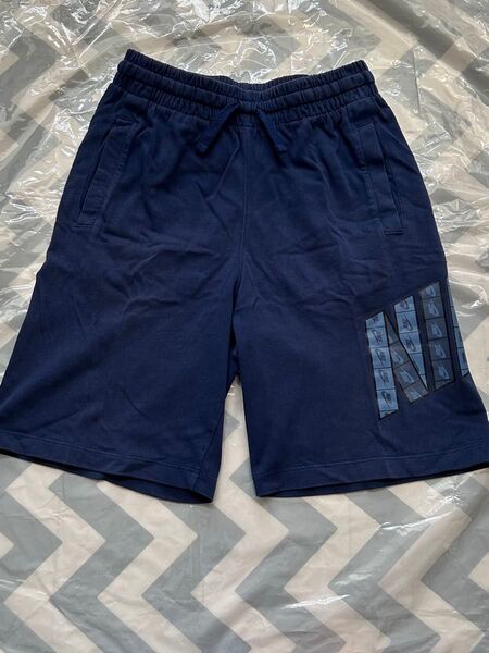 NIKE ネイビー ハーフパンツ ロゴプリント キッズ Lサイズ 150〜160cm