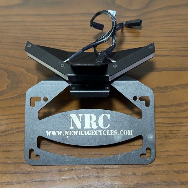 NRC ドゥカティ パニガーレ ストリートファイター v2 v4用 ウインカー内蔵フェンダーレス