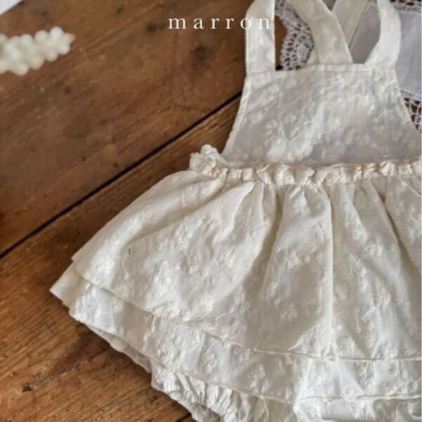 marron cherry suit