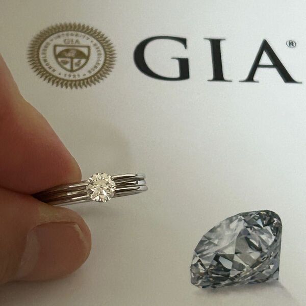 Pt900 ダイヤモンド 指輪 0.535ct E VS1 3EX H&C GIA鑑定書 中央宝石研究所ソーティング