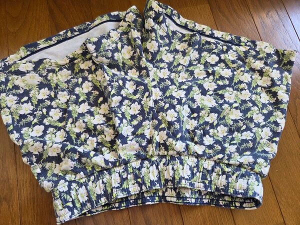 花柄ショートパンツ ネイビー