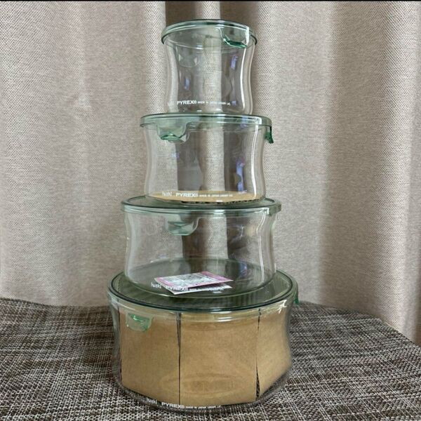 PYREX パイレックス 蓋付ガラス保存容器 4個セット