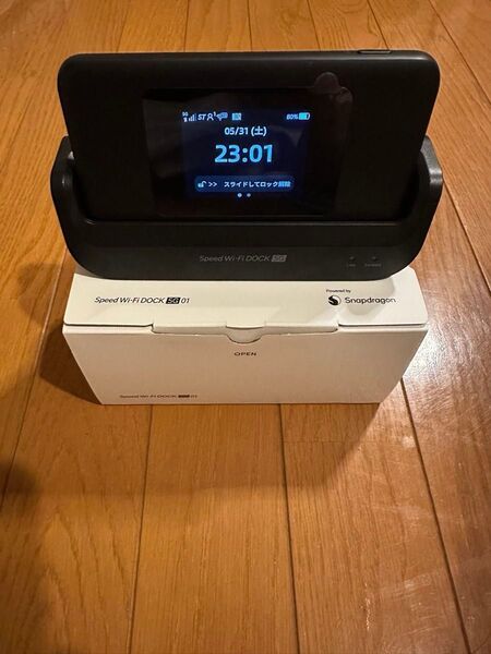 Speed Wi-Fi DOCK 5G 01 本体・充電台セット モバイルルーター ポケットWi-Fi WiMAX