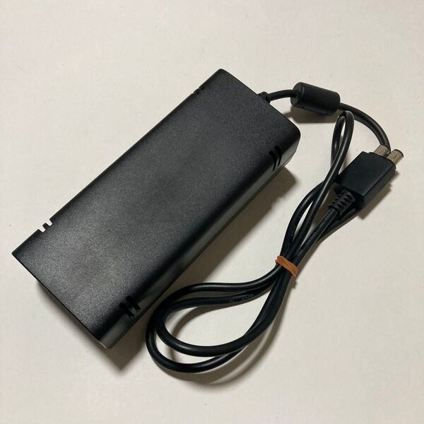 XBOX360S ACアダプター ジャンク品