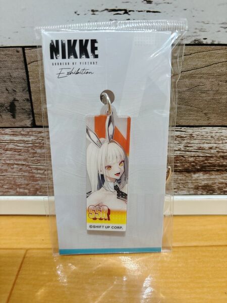 NIKKE Exhibition ブラン アクリルキーホルダー
