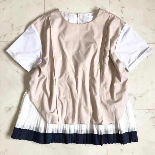 極美品 アンティグラヴィテ 綿混 重ね着風 プリーツ Tシャツ ベージュ×白 M 半袖 カットソー ブラウス トップス