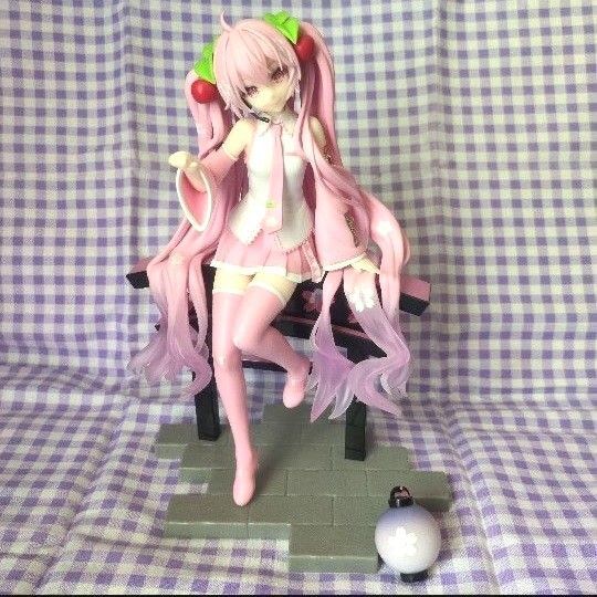 初音ミク 桜ミク AMP+ フィギュア~桜提灯ver.~