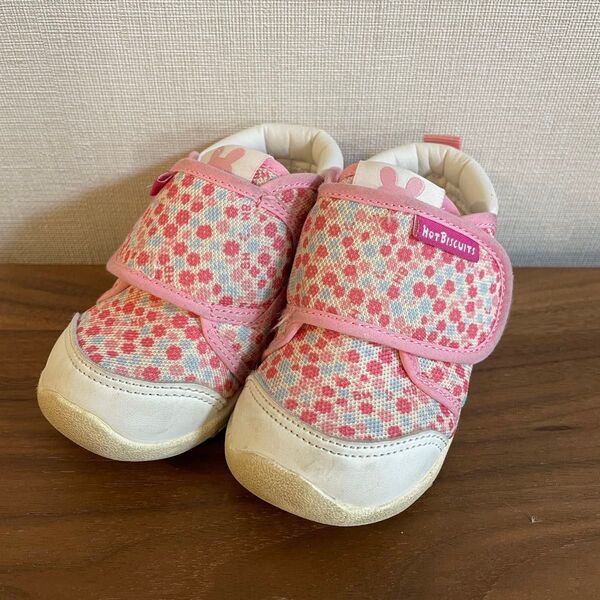 ミキハウス ホットビスケッツ ベビーシューズ 13 ファーストシューズ 花柄 女の子向けスニーカー スニーカー 子供用靴 靴