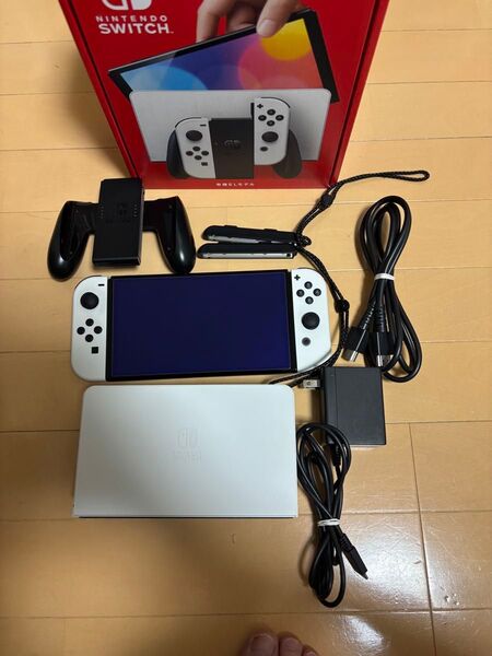 Nintendo Switch 有機EL ホワイト 初期化済み まるごと収納バック キャリングケース